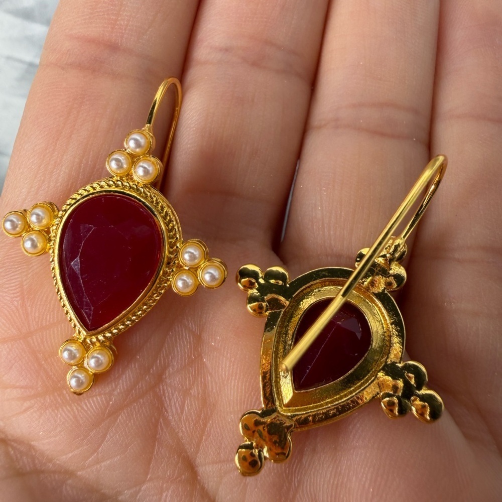 Unique vintage Gold and Red Teardrop Earrings - Picture 7 of 10